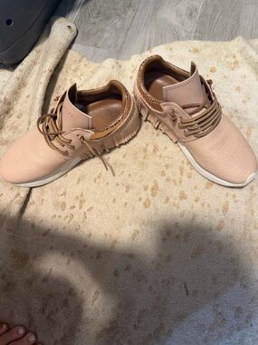 Fringe Lace-Up Women's Sneakers in Nude